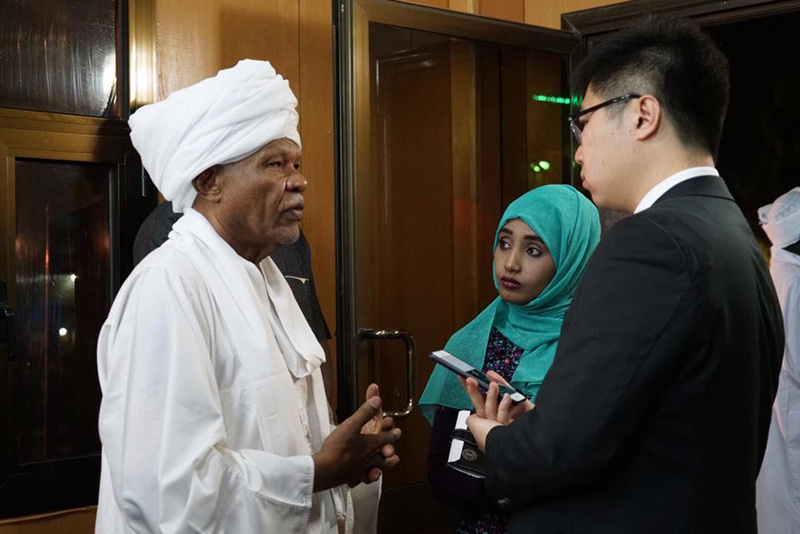 قصة : أستاذة سودانية تدرّس اللغة الصينية في المملكة العربية السعودية