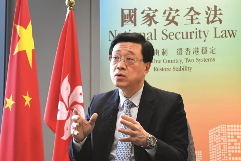 李家超,同为香港开新篇