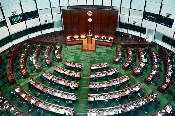 “我们在香港安身立命,不可置身事外”