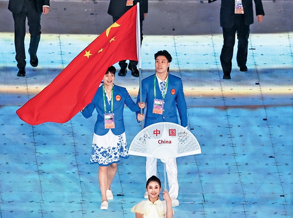 “话痨”“i人”与“淡定哥”