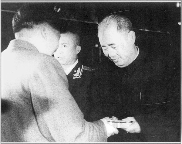 “小石头”一定会打破“大水缸”