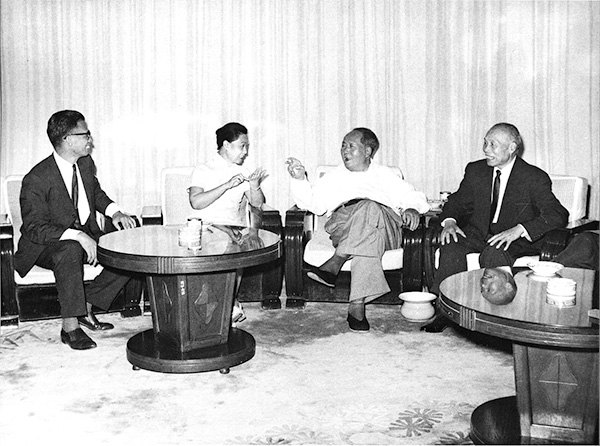 “小石头”一定会打破“大水缸”