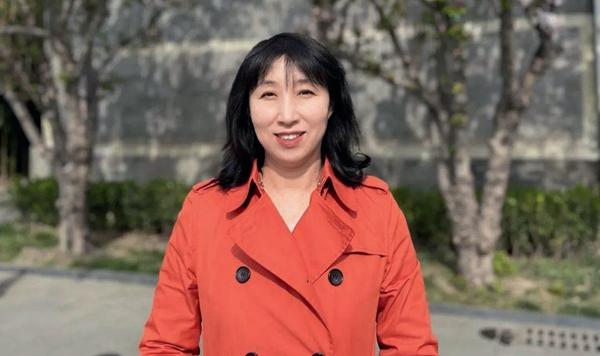 像看展览一样看鲁迅