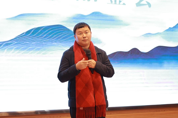 人文科学大咖进校园：天府四中为孩子播下阅读写作的种子