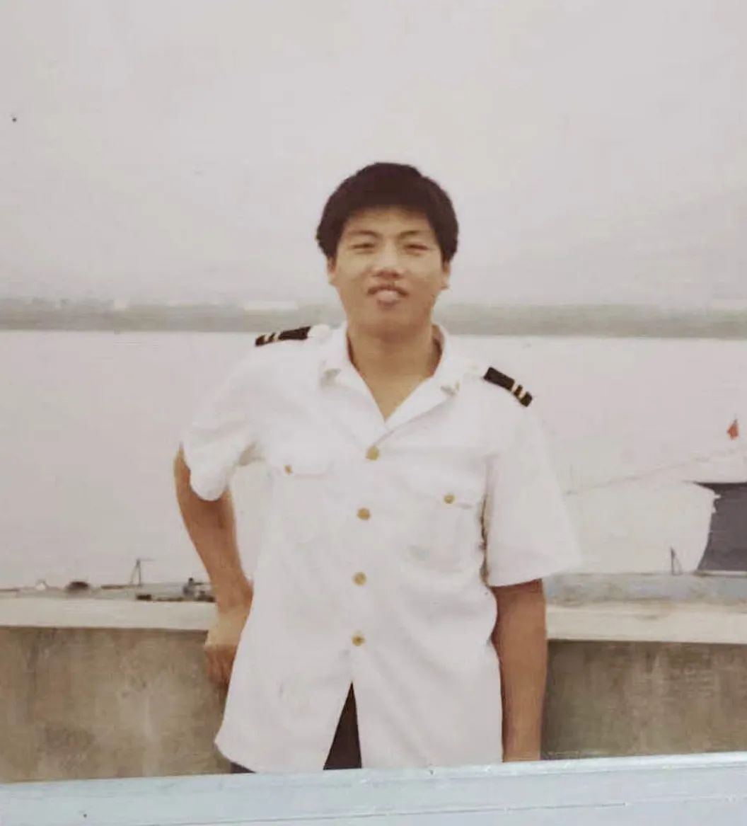 一个部队打来的电话，让82岁老人喝了30年咖啡