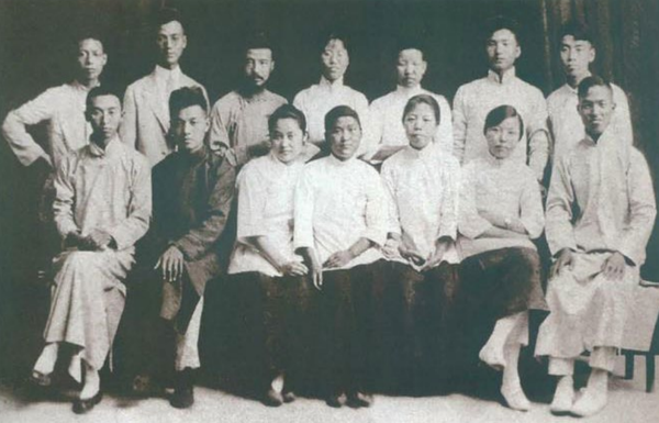 今天，纪念最明亮的“女星”