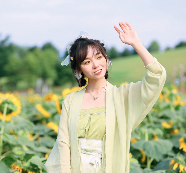 追汉服的小万姑娘