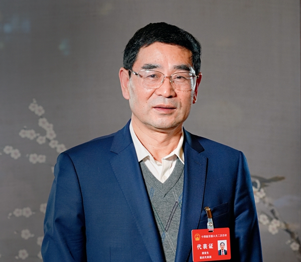 潘复生的中国“镁梦”
