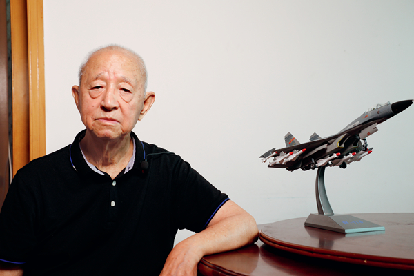 “归根到底,中国人要有血性”