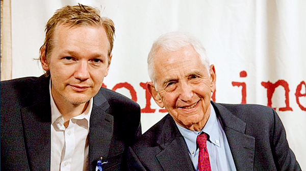 传奇泄密者，“美国最危险的人”