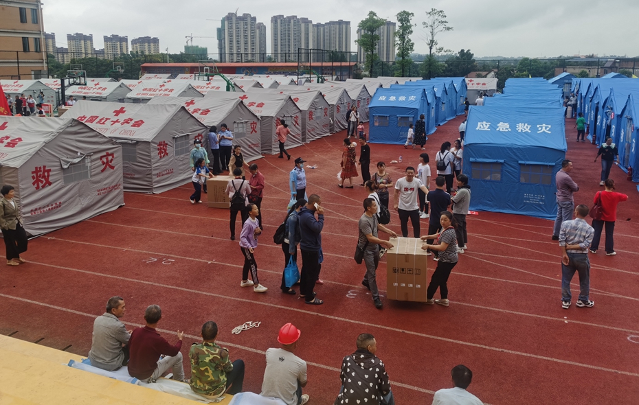 哭笑不得 男子被同一女子连续打劫两次 中国资讯 环球人物网 有温度的人物网站