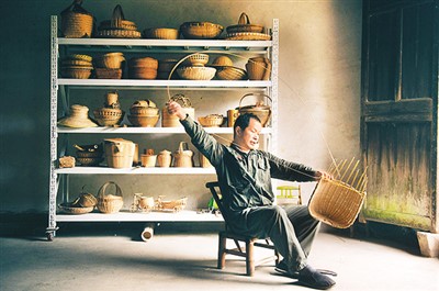  “竹编大叔”潘云峰：妙手舞青竹 纵横经纬间