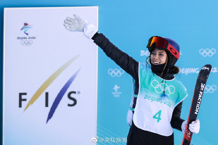 转发！历史一刻！谷爱凌创造中国冰雪历史