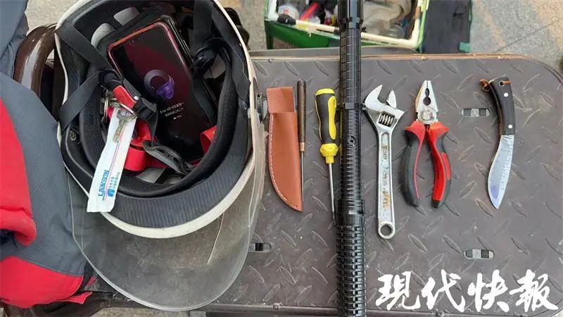 警察看到嫌犯照片16秒后将其抓获 这也太“巧”了(图2) 警察看到嫌犯照片16秒后将其抓获 这也太“巧”了(图2)