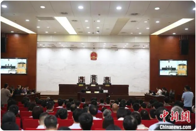 因一件小事杭州副市长坐上被告席,具体咋回事?